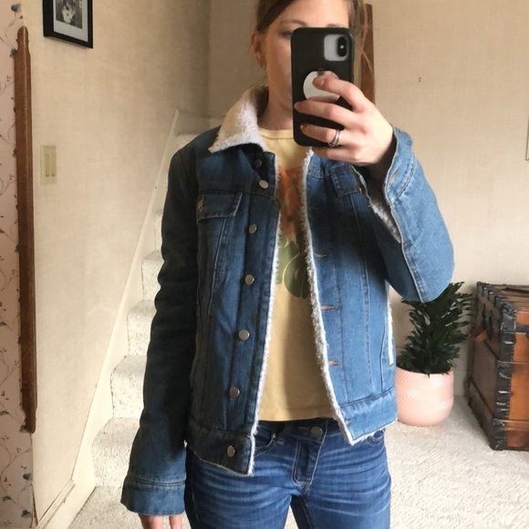 Honey Punch Fall Denim Sherpa Jacket - Picture 2 of 12